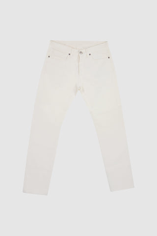 Front view of the Barbanera Bandito jeans in off-white denim, showcasing the slim tailored fit, mid-rise waist, and classic five-pocket design.