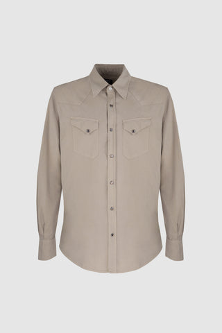 Front view of the Barbanera Clint sand western shirt, featuring a sandy beige color, classic western yoke, snap buttons, and chest pockets with flaps.