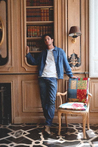 Lifestyle view of the Barbanera Jericho cloud blue overshirt worn casually, highlighting its regular fit and soft denim texture.