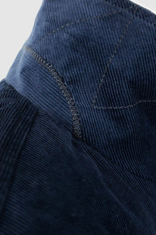Detail view of Barbanera Linus Heritage blue jacket's under collar showing zig-zag stitching and artisanal craftsmanship