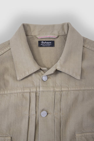 Close-up of the collar on the Barbanera Neil sand selvedge denim jacket, highlighting the fabric texture, neat stitching, and structured design.