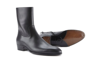 Cash Black Calf Leather Boots