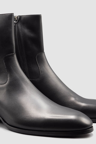 Cash Black Calf Leather Boots